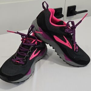 Brooks Black and Pink Trail Running Shoes with Durable Sole